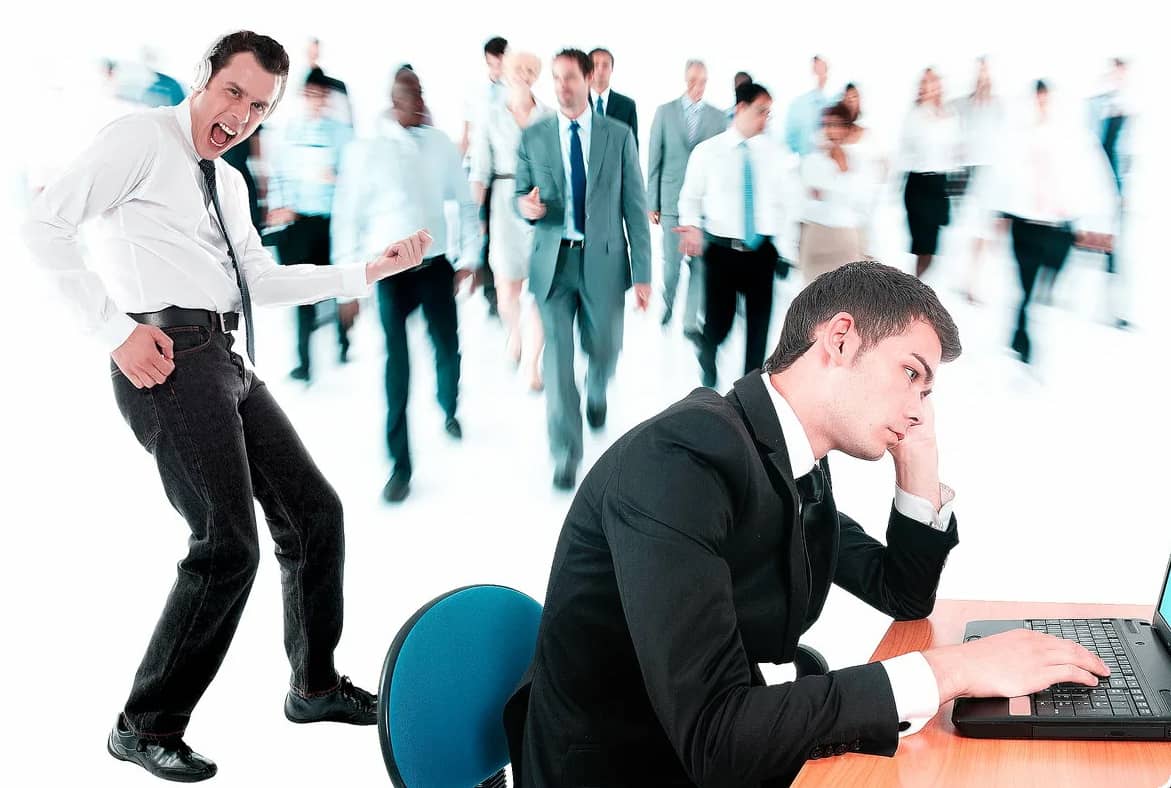 Как помочь сотрудникам справиться с негативом и паникой? | biznes-buh.ru